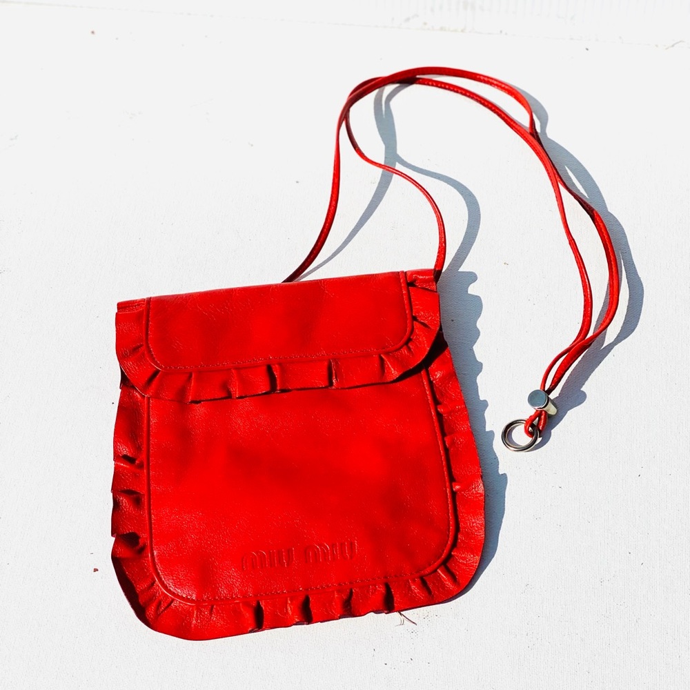 💯 Authentic Miu Miu crossbody bag